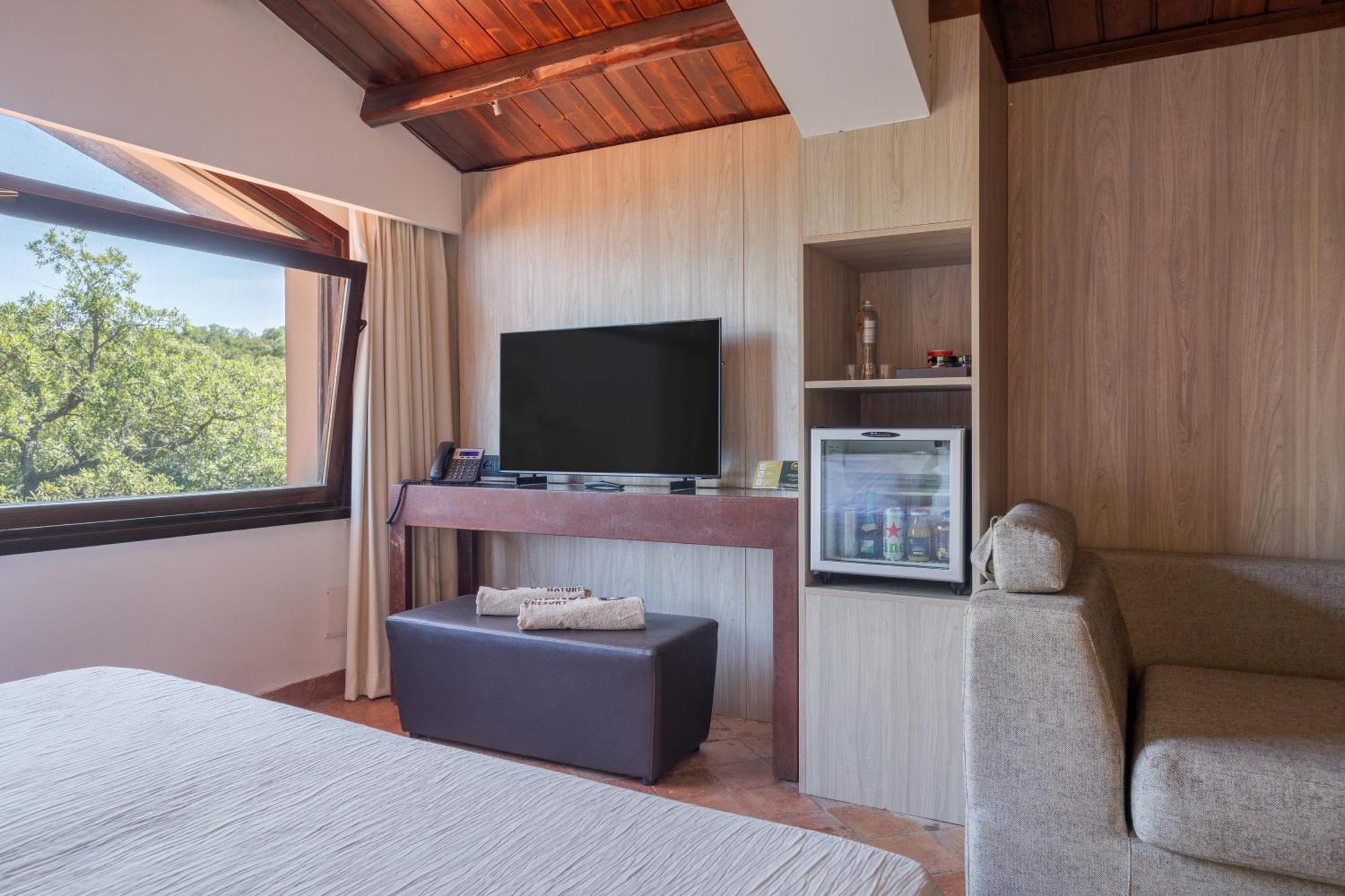 Vallegrande Nature Resort By Geocharme เชฟาลู ภายนอก รูปภาพ